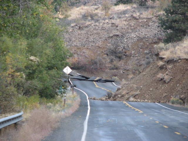 SR-410 MP 107 10-11-2009 003.jpg