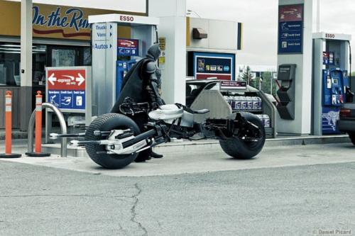 odd_gas_station_04.jpg