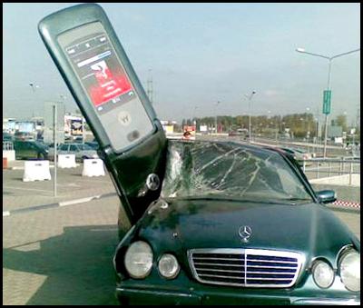 razr_crashes_into_mercedes.jpg